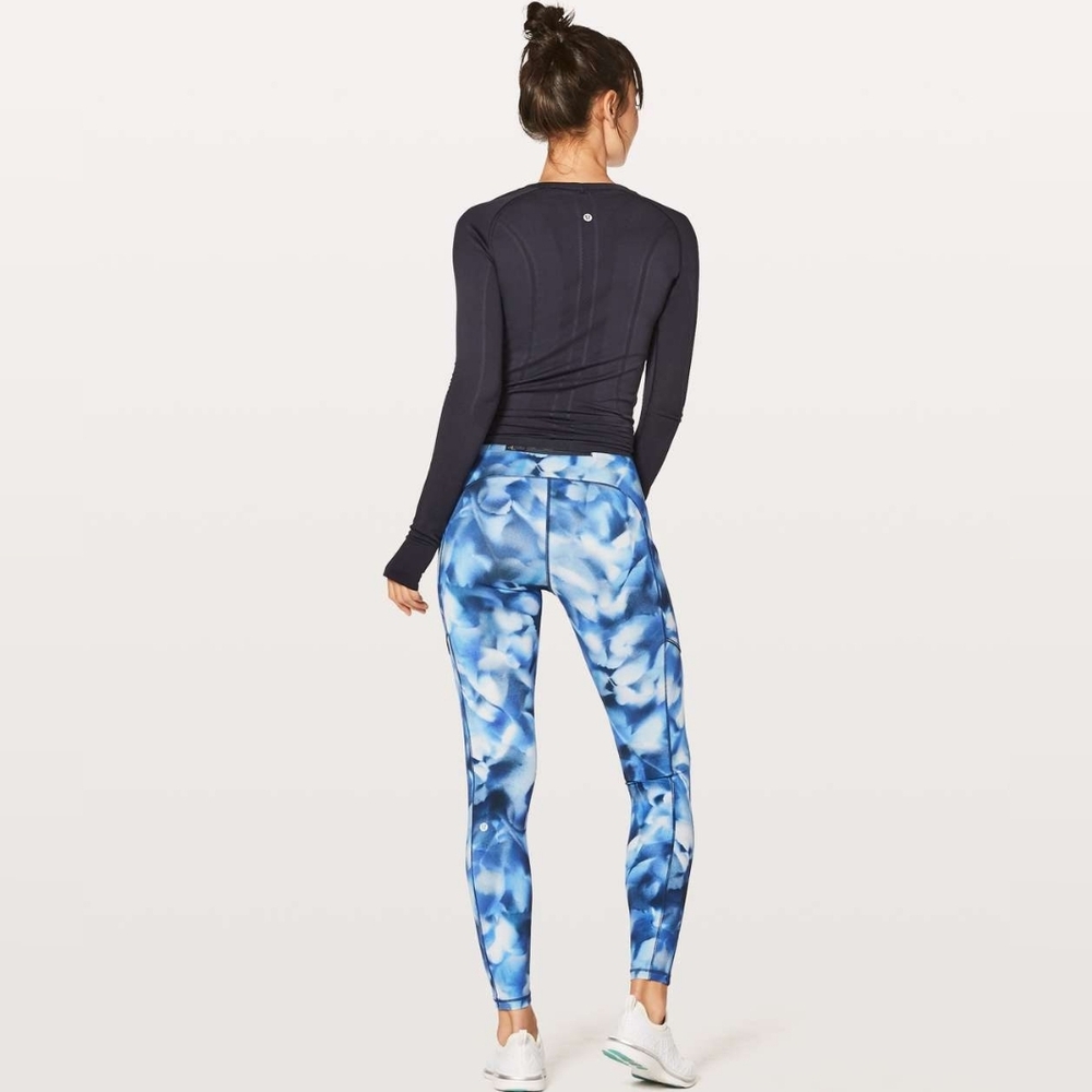 Lululemon Women's Speed Up Tight Full-On Luxtreme Blue White 26" Inseam 8 - Picture 4 of 16